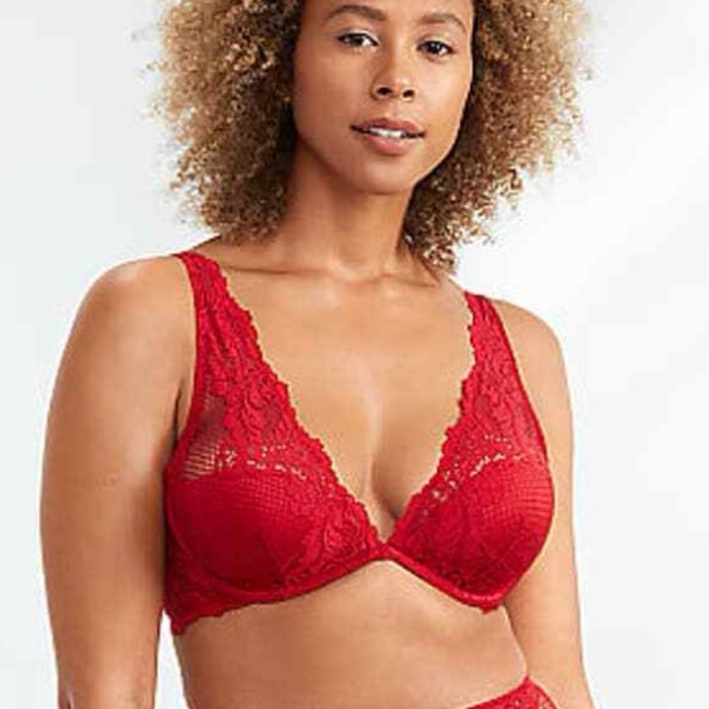 NEVER WORN NWOT Le Mystere Lace Plunge Bra in Red - Picture 2 of 8